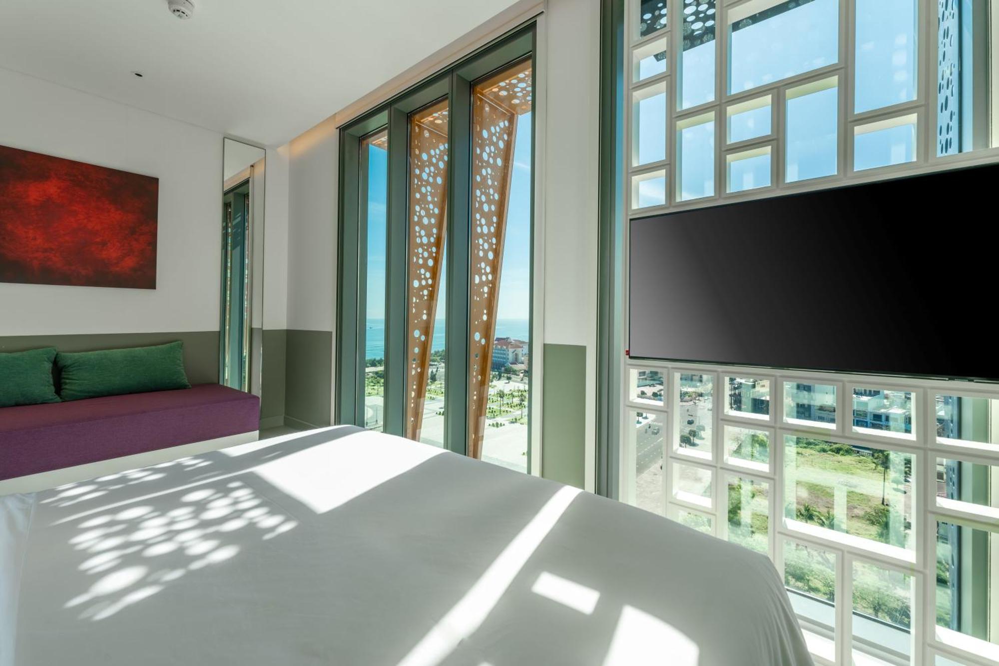 Wink Hotel Tuy Hoa Beach - 24Hrs Stay & Rooftop Pool Bar Экстерьер фото